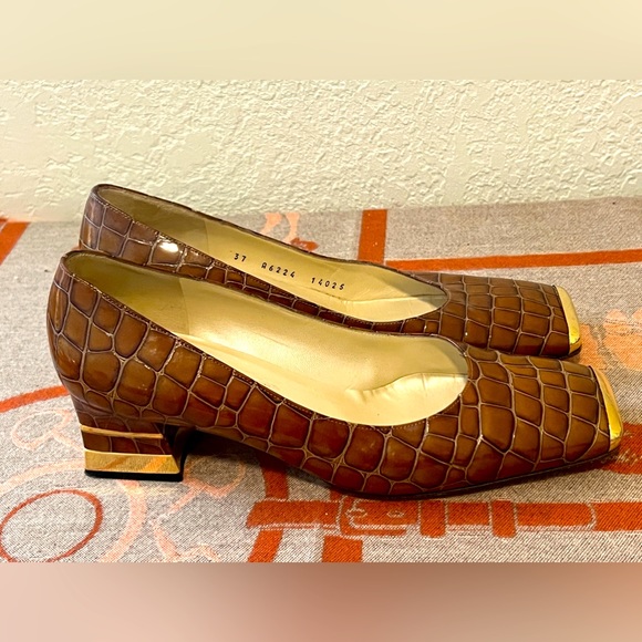 MAB STUDIO Shoes Made In Italy. US Sz 7 eU Sz 37. Genuine Croc Skin Leather. - Picture 4 of 11